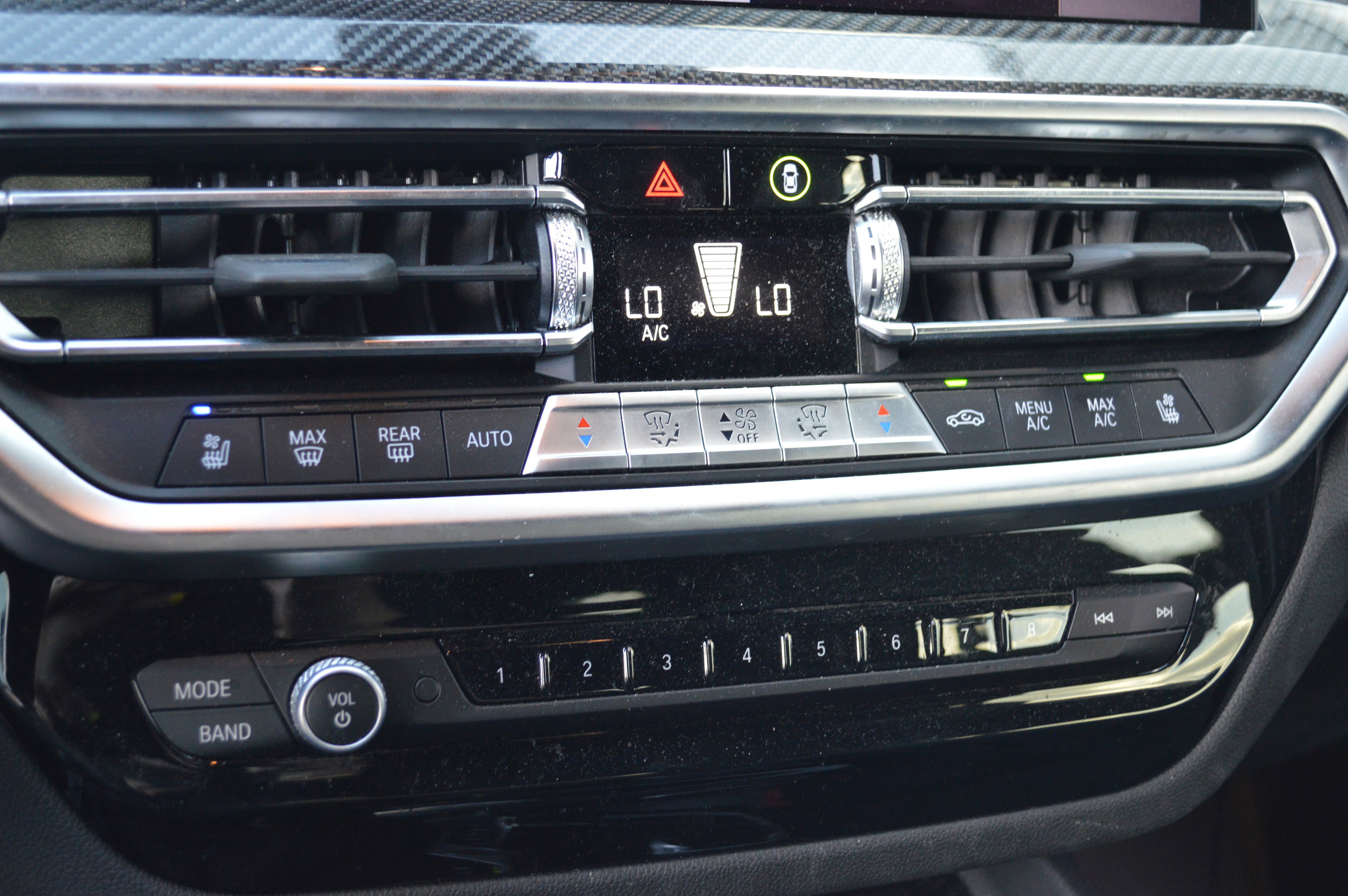 Certified 2023 BMW X4 M40i w/ Premium Package image 22