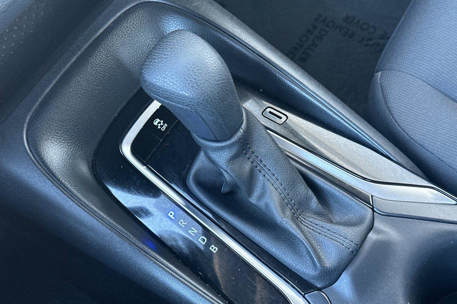 Used 2024 Toyota Corolla LE image 19