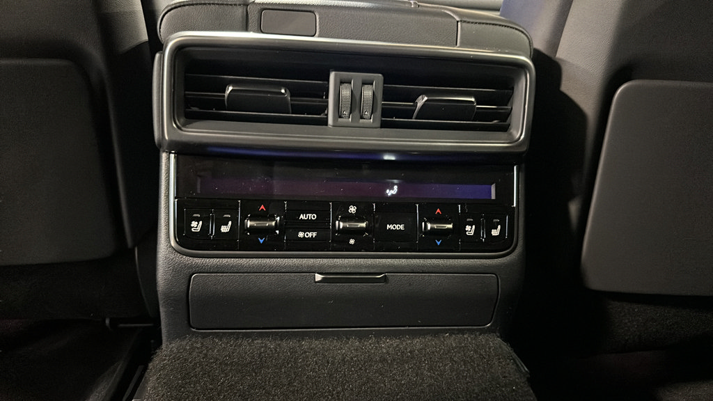 New 2026 Lexus LX 700h Luxury AWD/4WD image 27