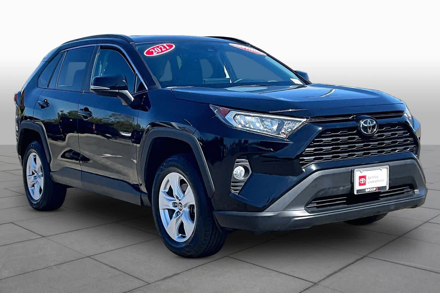 Certified 2021 Toyota RAV4 XLE AWD/4WD image 2
