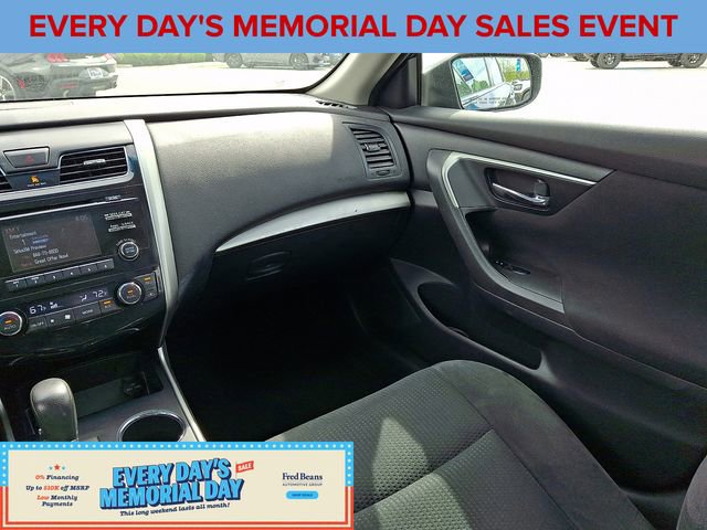 Used 2015 Nissan Altima 2.5 SV FWD image 16