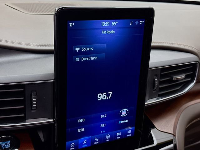 Used 2024 Ford Explorer King Ranch w/ Technology Package image 15