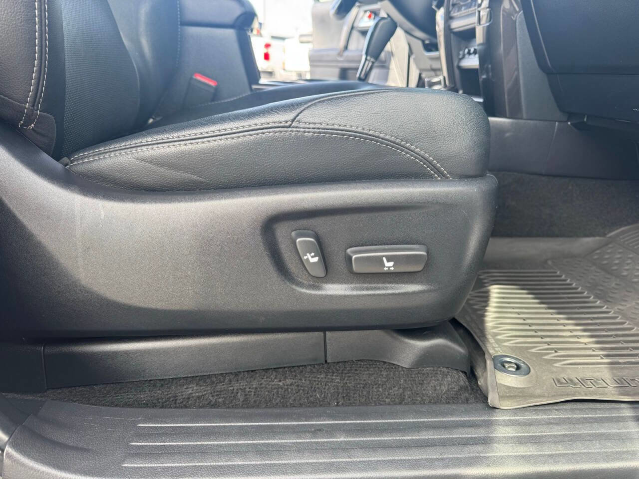 Used 2021 Toyota 4Runner Nightshade image 34