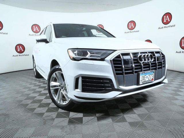 Used 2023 Audi Q7 2.0T Premium w/ Convenience Package AWD/4WD image 2
