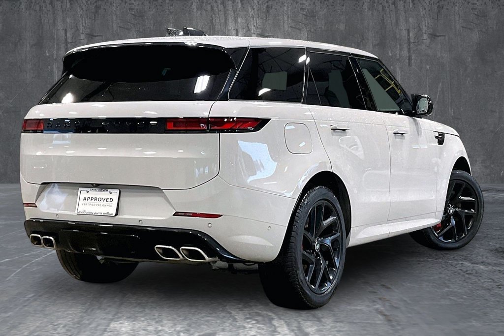 Used 2025 Land Rover Range Rover Sport Dynamic SE AWD/4WD image 7