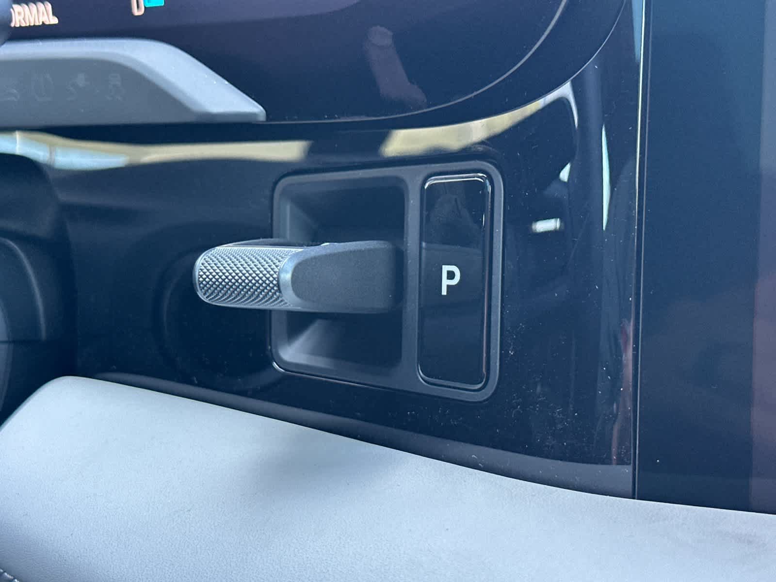 New 2026 Porsche Taycan 4S AWD/4WD image 24