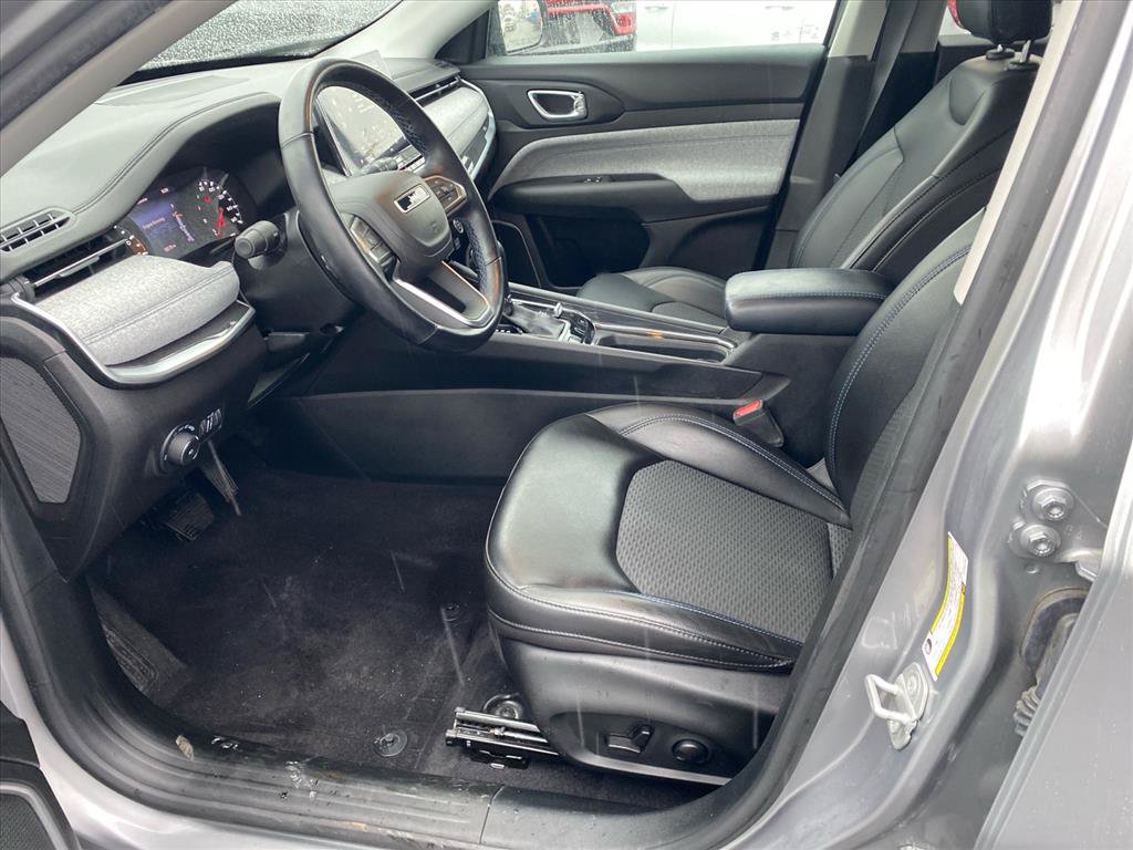 Used 2022 Jeep Compass Latitude w/ Convenience Group AWD/4WD image 9