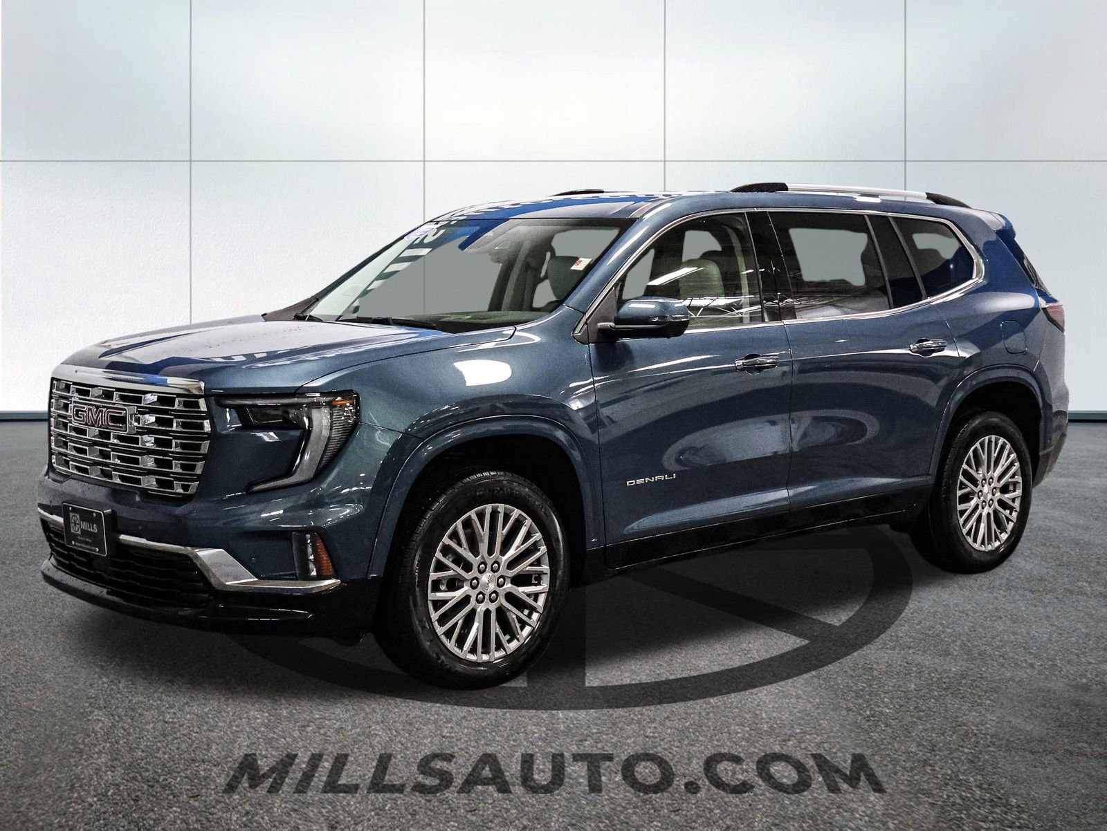 New 2026 GMC Acadia Denali w/ Super Cruise Package image 2