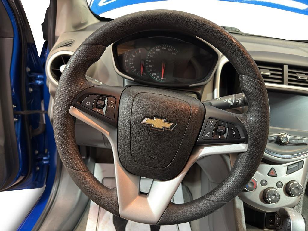 Used 2017 Chevrolet Sonic LT image 16