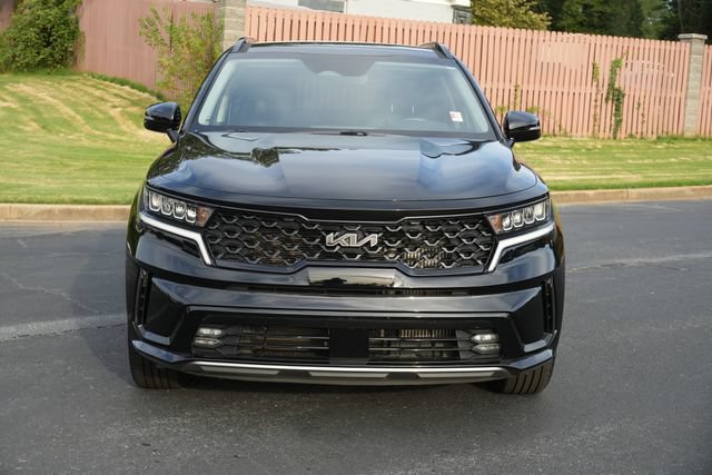 Used 2022 Kia Sorento EX w/ Panoramic Sunroof Package FWD image 2
