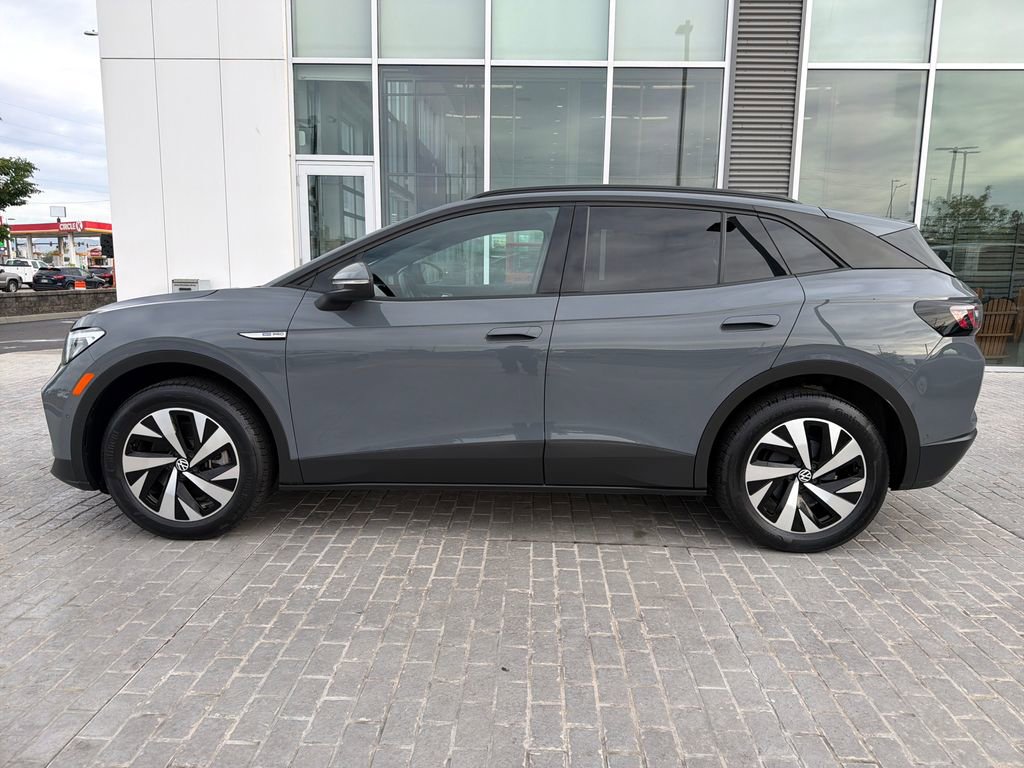 Used 2023 Volkswagen ID.4 Pro image 3
