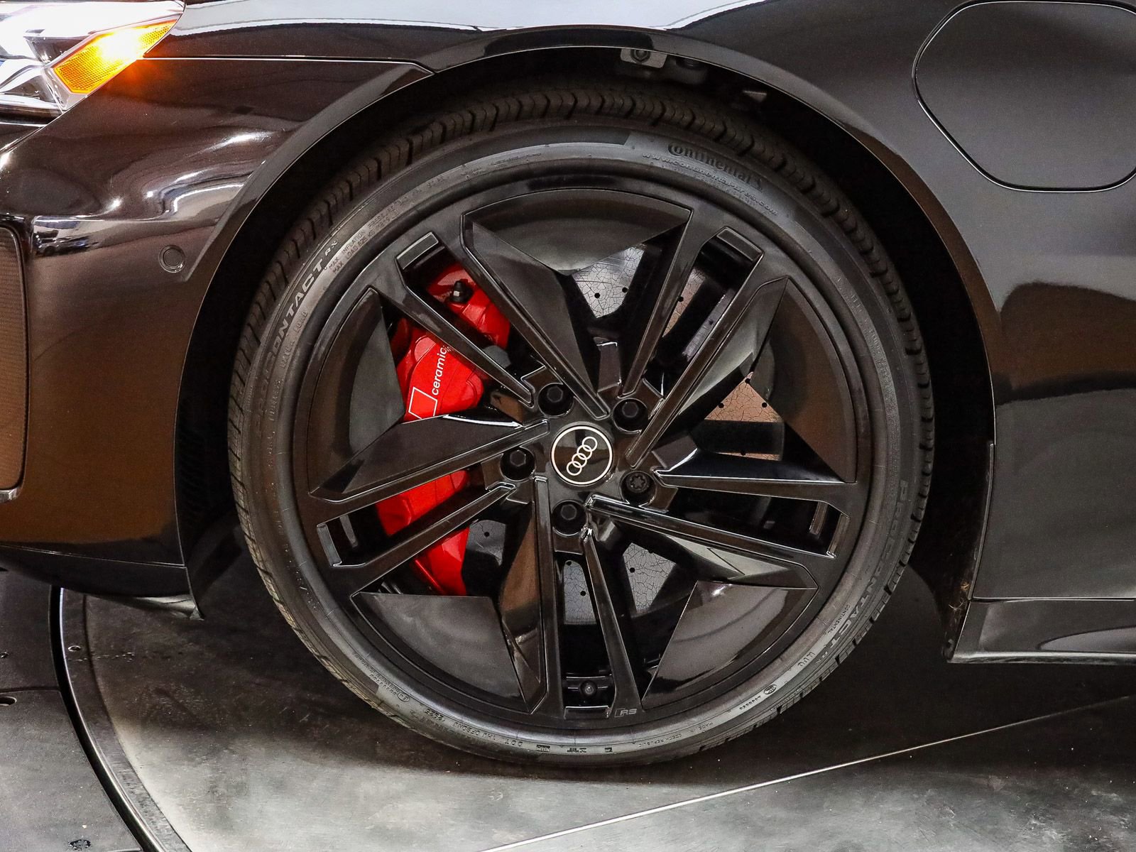 Used 2023 Audi RS e-tron GT AWD/4WD image 18