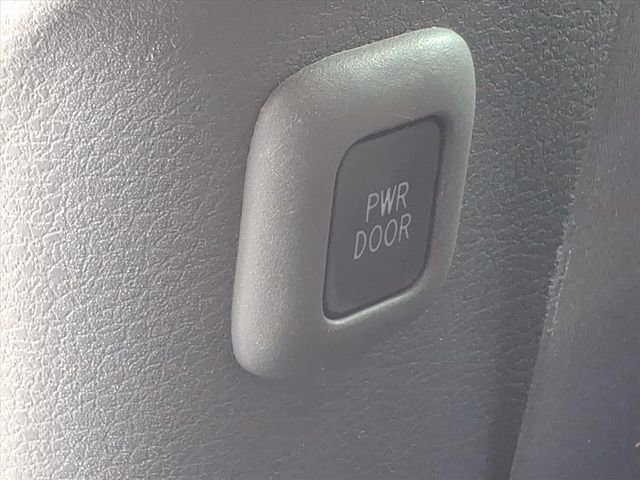 Used 2021 Toyota Sienna LE w/ LE Plus Package image 13