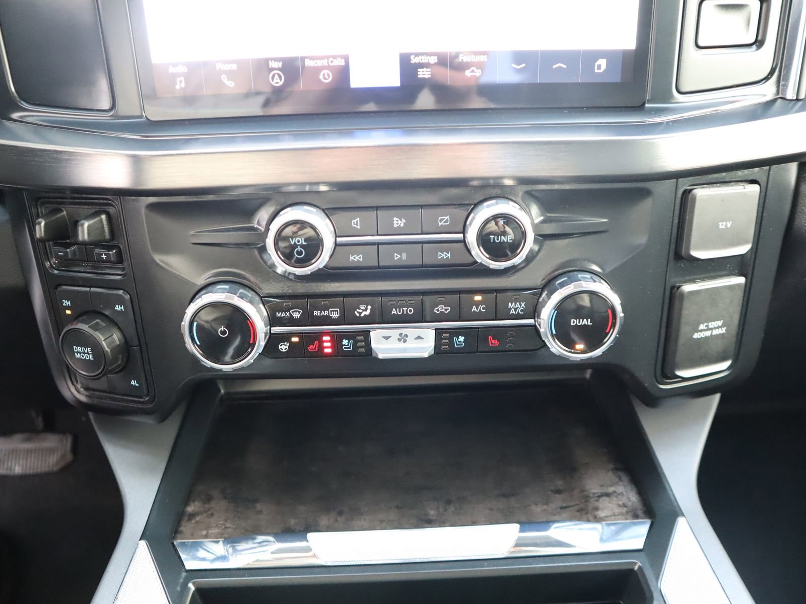 Used 2024 Ford F250 Lariat image 37