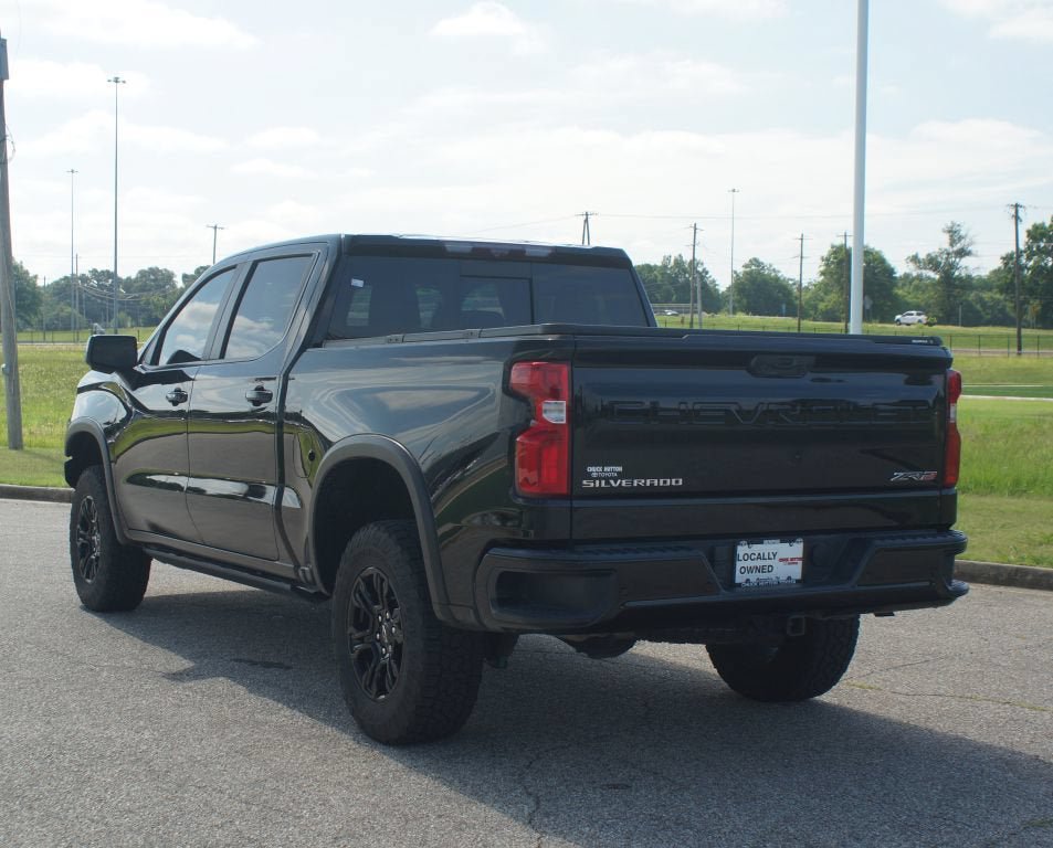 Used 2022 Chevrolet Silverado 1500 ZR2 w/ Technology Package AWD/4WD image 17
