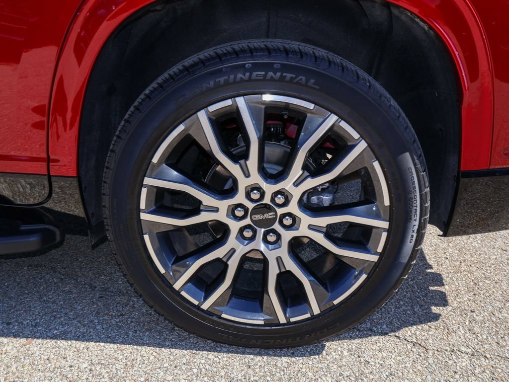 Certified 2026 GMC Acadia Denali Ultimate w/ LPO, Floor Liner Package AWD/4WD image 42