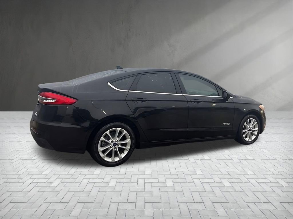 Used 2019 Ford Fusion SE image 8