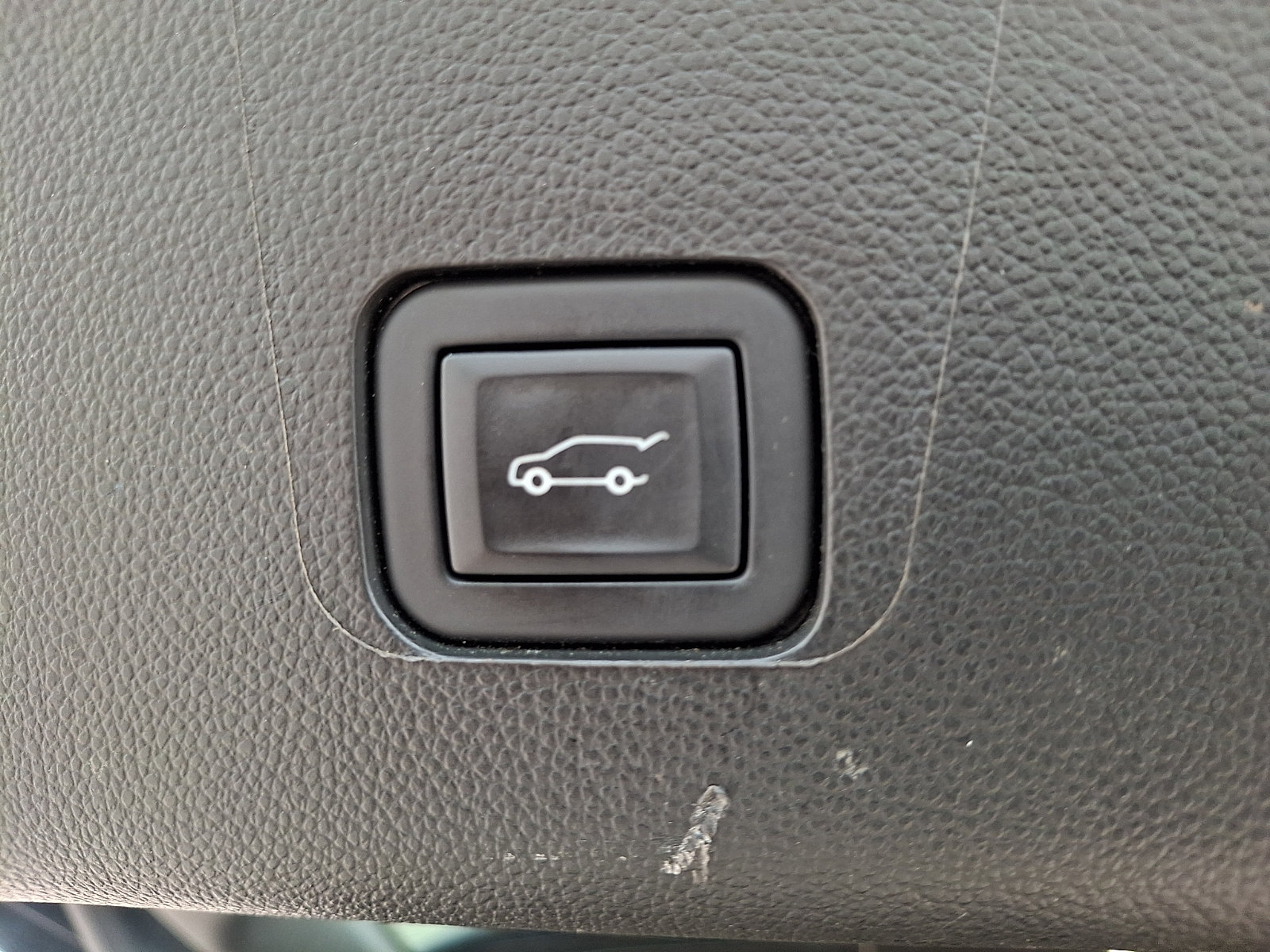 Certified 2023 Chevrolet Traverse LT AWD/4WD image 31