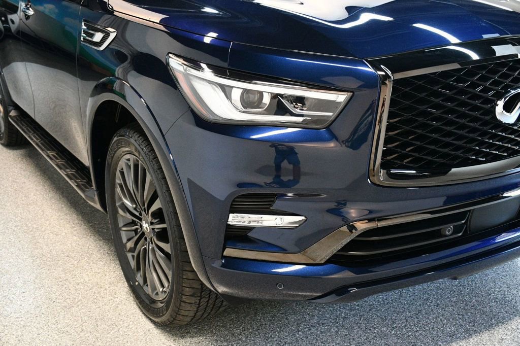 Used 2024 INFINITI QX80 Sensory AWD/4WD image 11