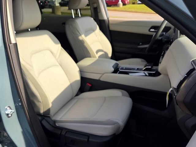New 2026 Nissan Pathfinder SL FWD image 17