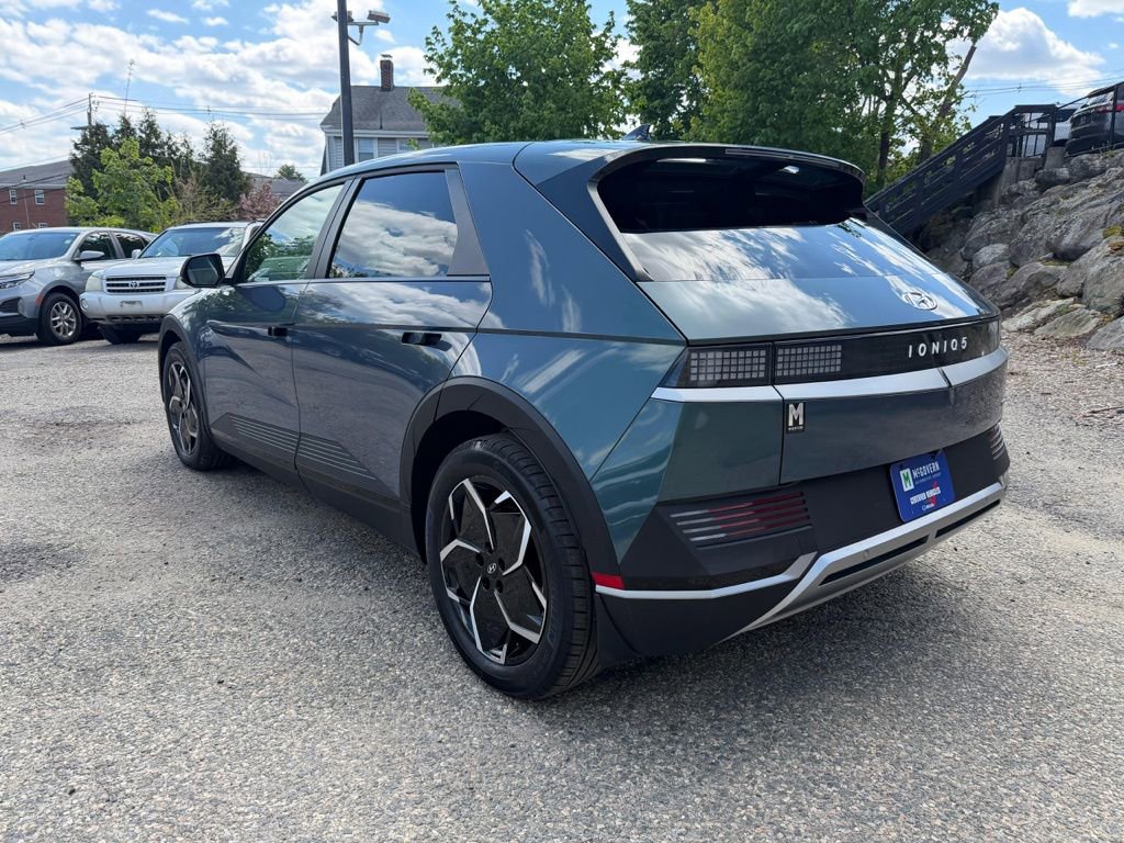 Used 2023 Hyundai Ioniq 5 SEL w/ Cargo Package AWD/4WD image 3