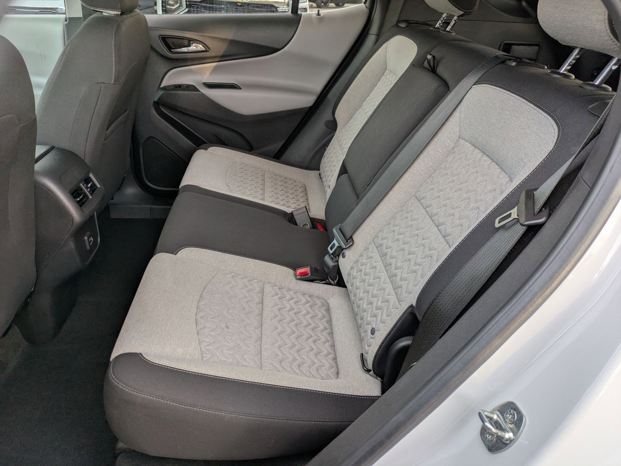 Used 2022 Chevrolet Equinox LT image 24