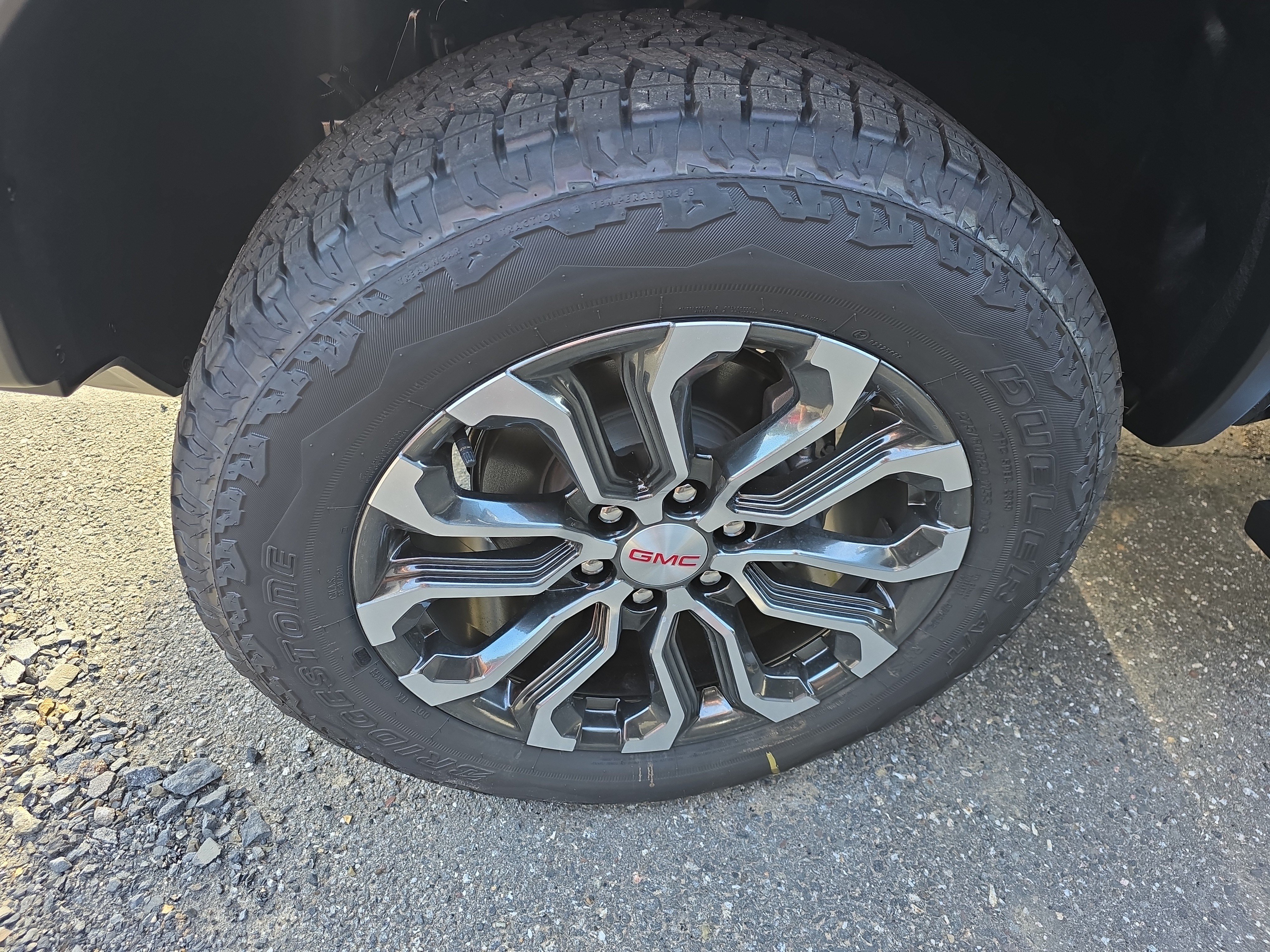 New 2026 GMC Canyon Denali AWD/4WD image 9