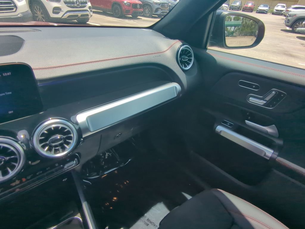 Used 2024 Mercedes-Benz EQB 250+ image 4