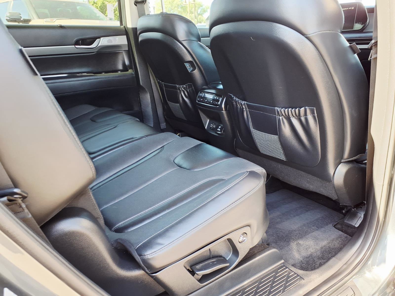 Used 2024 Hyundai Palisade SEL image 13