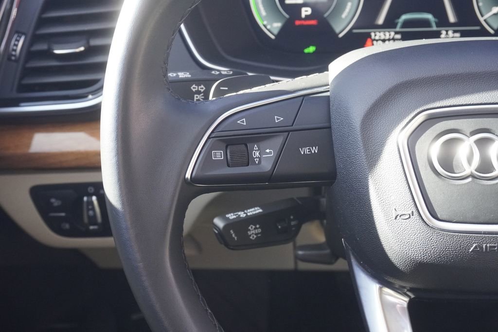 Used 2023 Audi Q5 e Premium w/ Convenience Package image 12