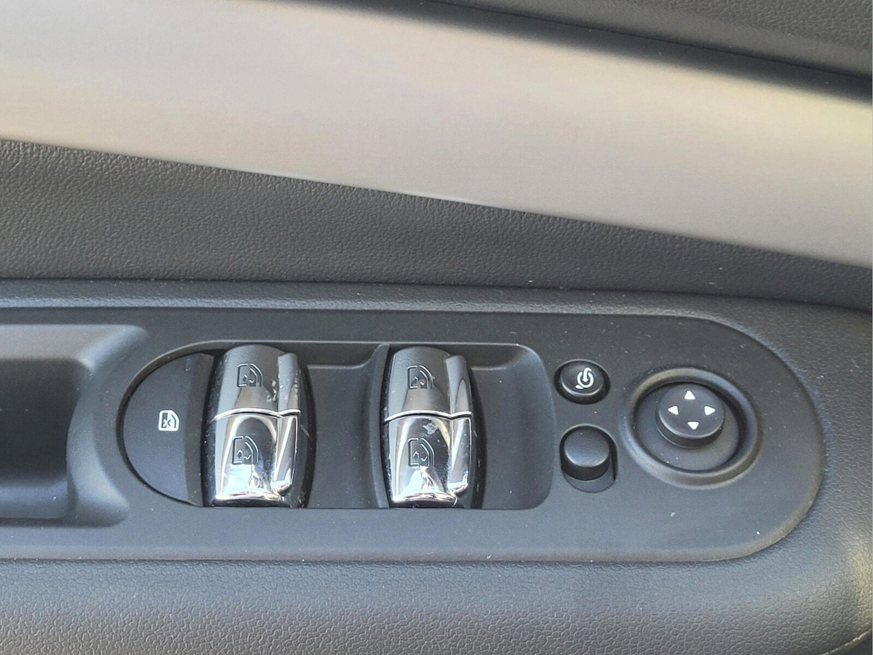 Used 2022 MINI Cooper Clubman John Cooper Works image 28