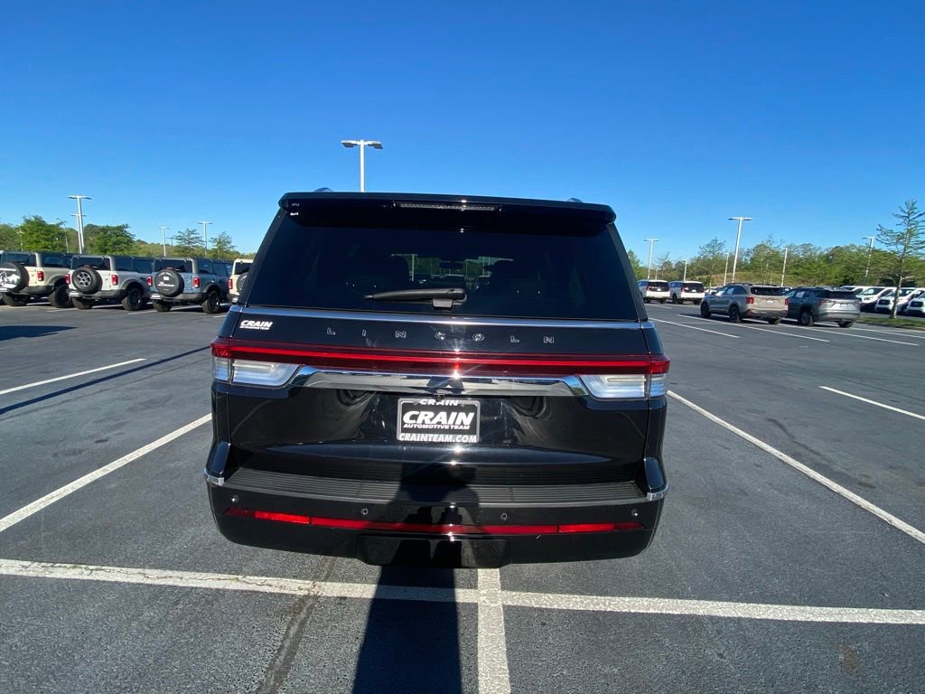 Used 2022 Lincoln Navigator Black Label image 6