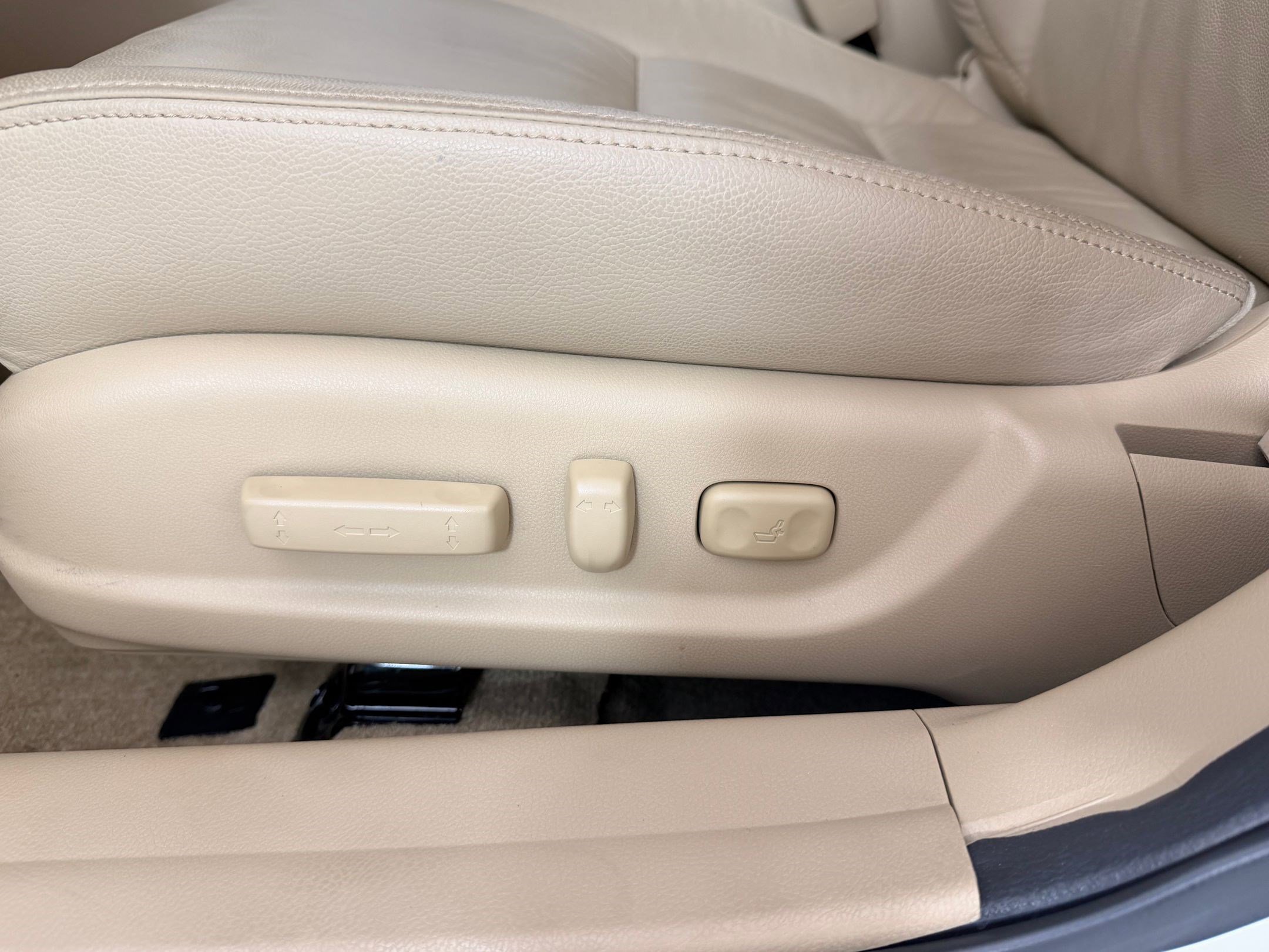 Used 2010 Honda Accord EX-L image 14