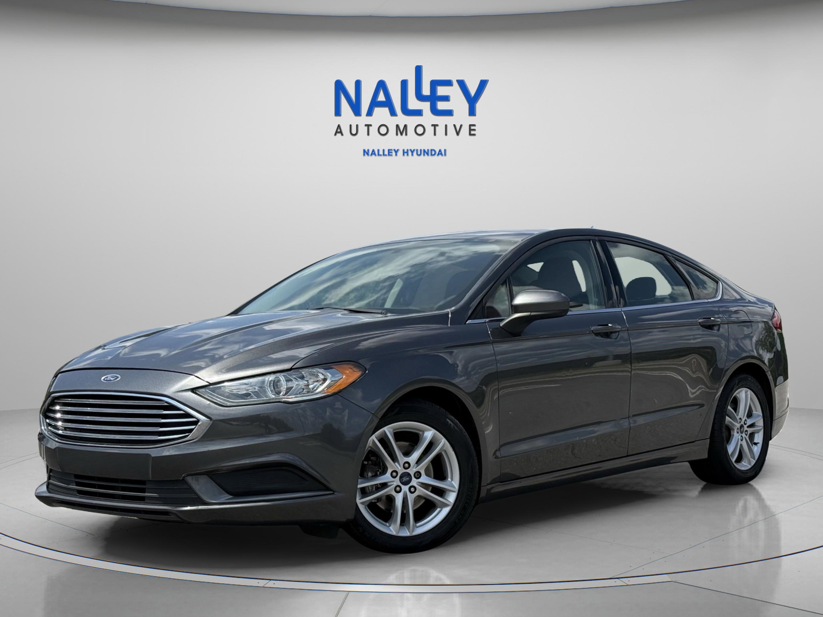 Used 2018 Ford Fusion SE w/ Fusion SE Technology Package