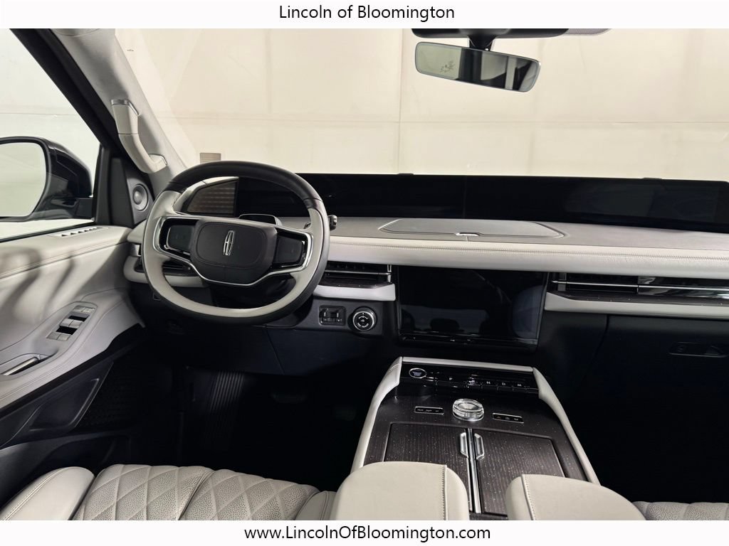 Certified 2025 Lincoln Navigator L Black Label AWD/4WD image 27
