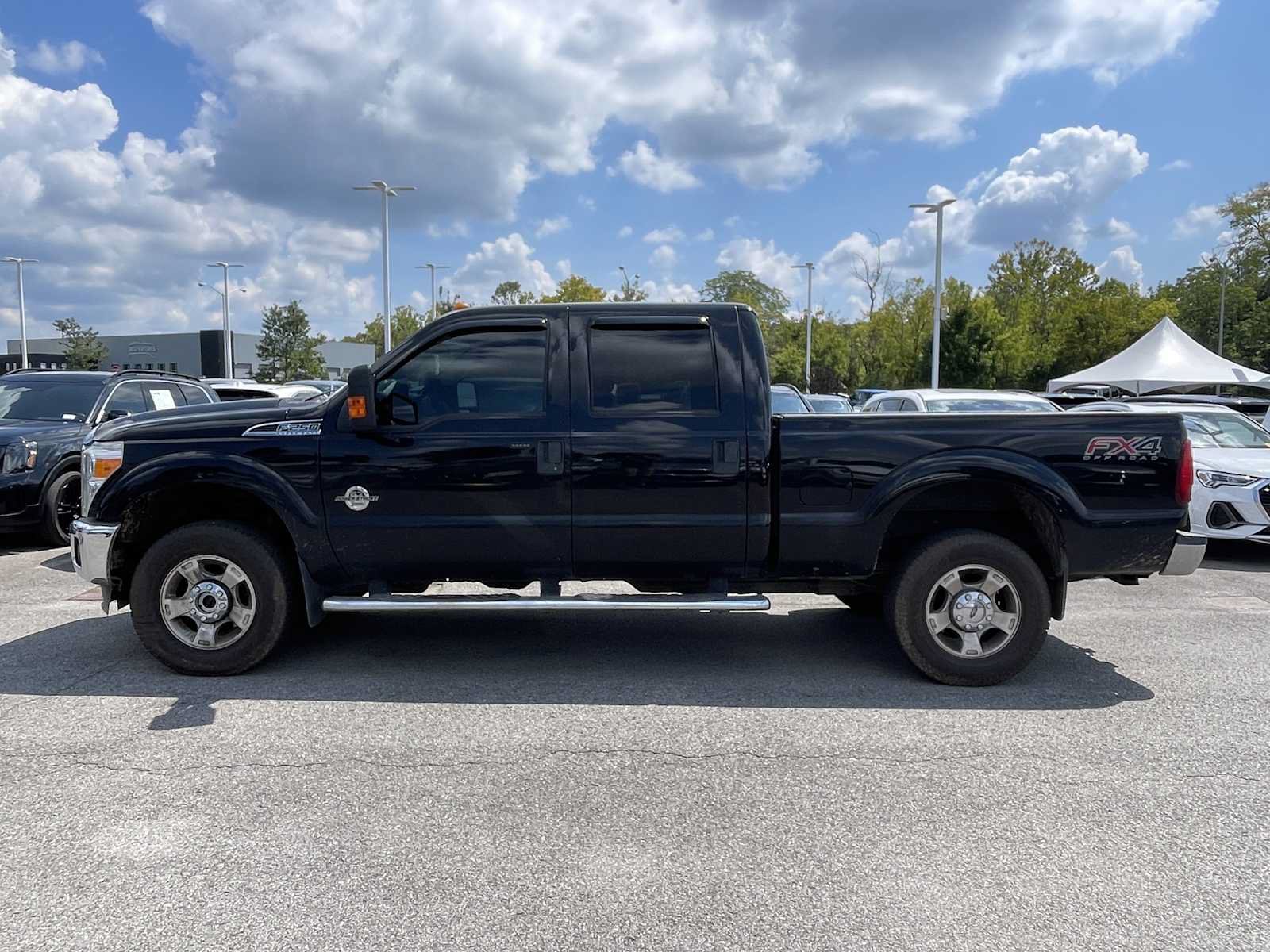 Used 2016 Ford F250 XLT w/ XLT Value Package AWD/4WD image 4