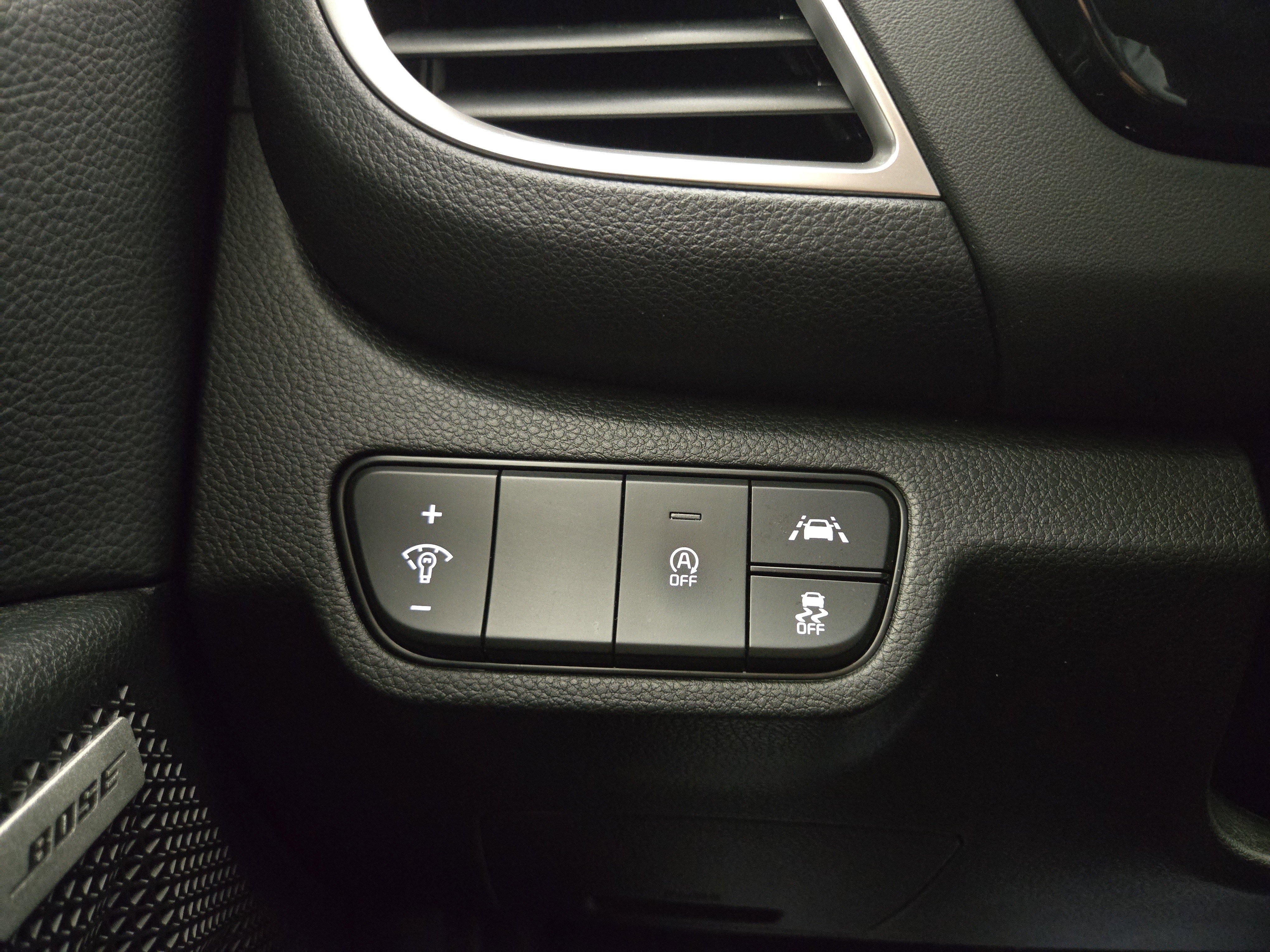 Used 2023 Kia Seltos SX w/ SX Sunroof Package image 29