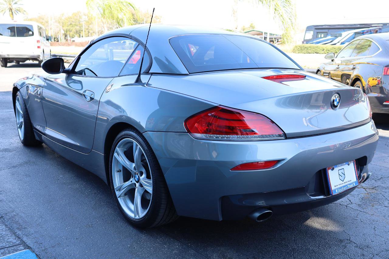 Used 2011 BMW Z4 sDrive35i image 6