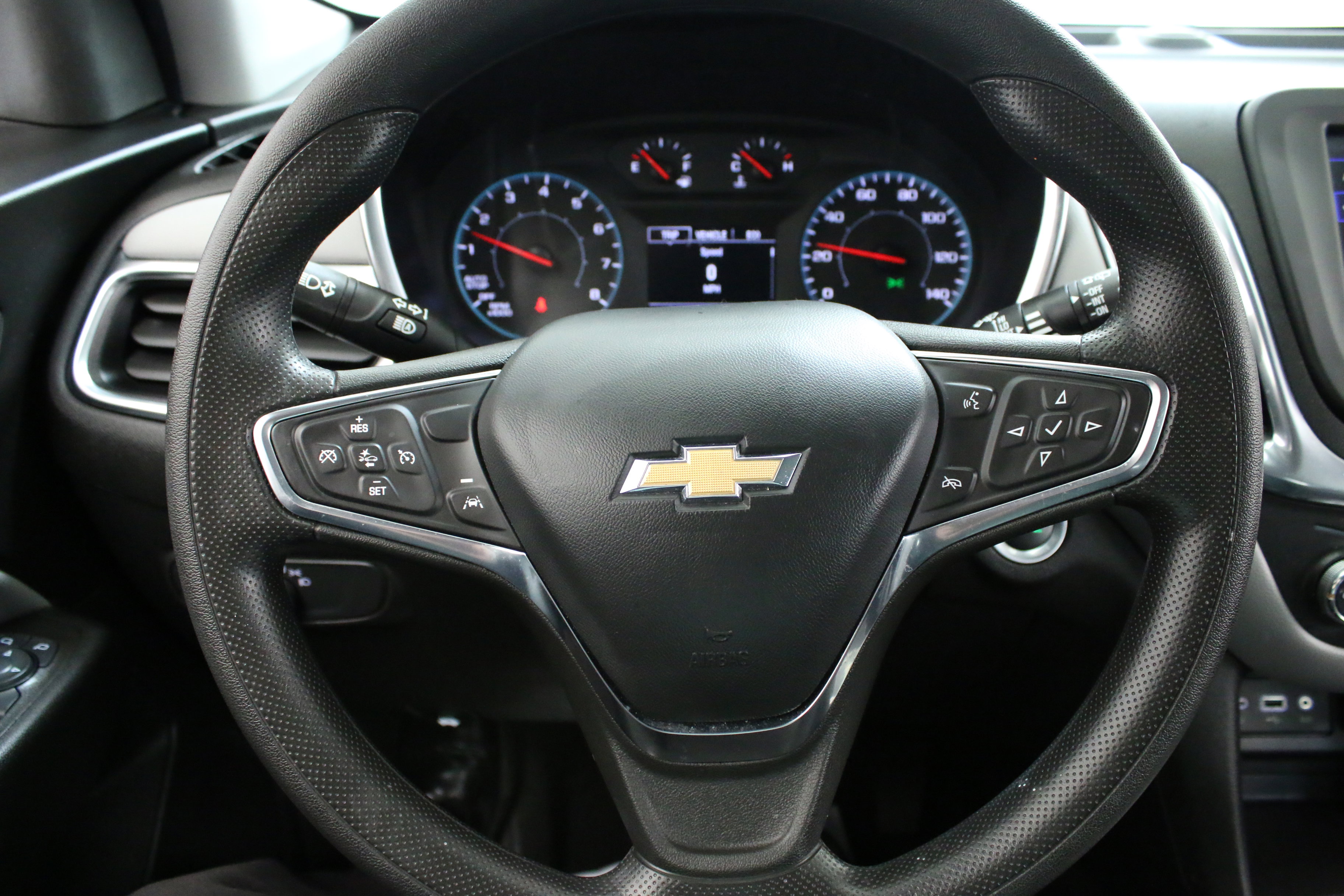 Used 2023 Chevrolet Equinox LS FWD image 12