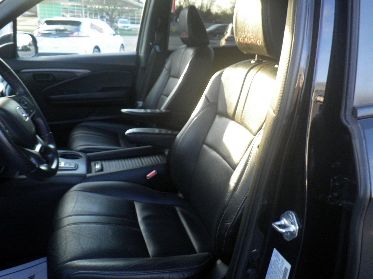 Used 2023 Honda Passport TrailSport image 13