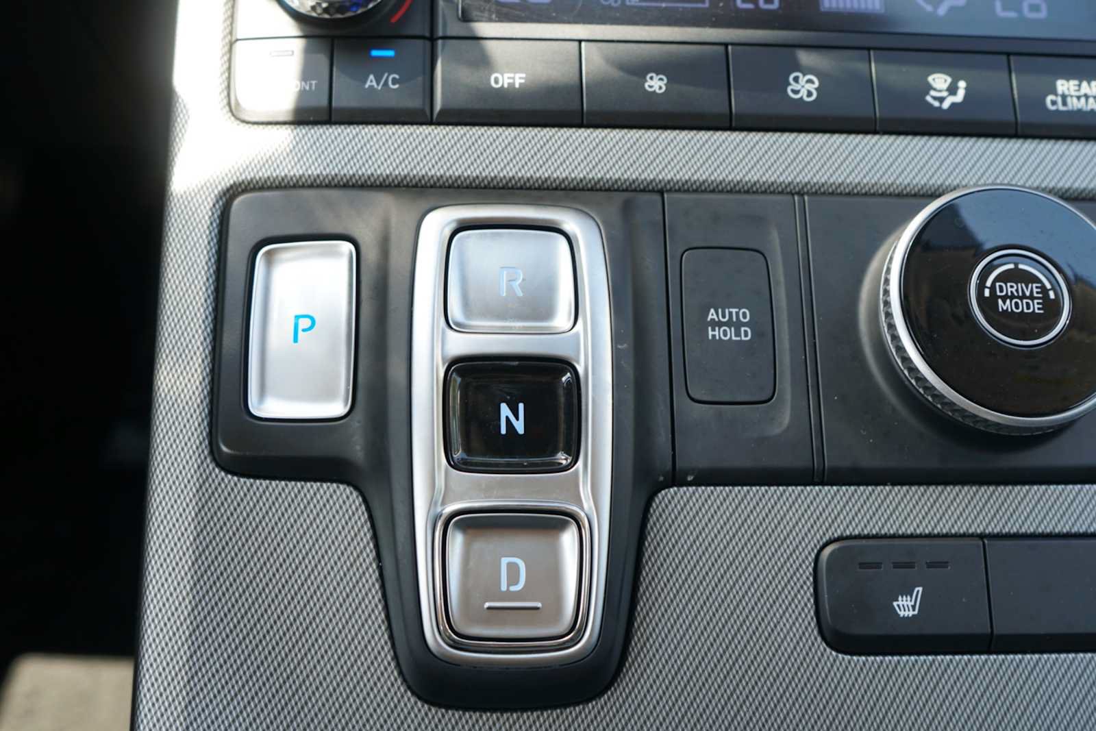 Used 2025 Hyundai Palisade SEL FWD image 12