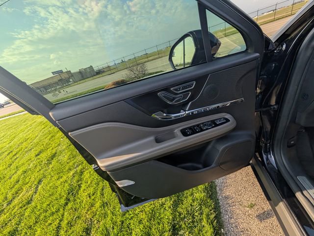 Used 2023 Lincoln Corsair Reserve image 14