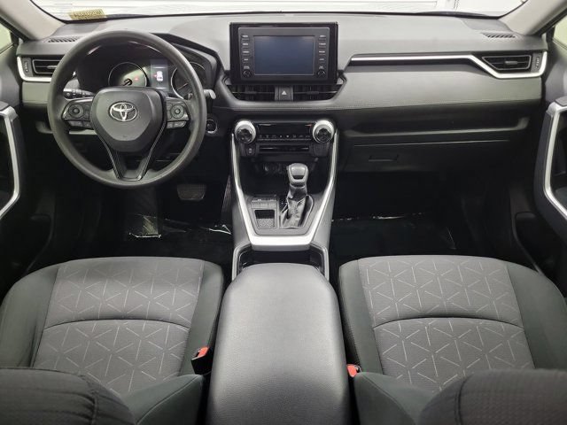Used 2019 Toyota RAV4 XLE FWD image 14
