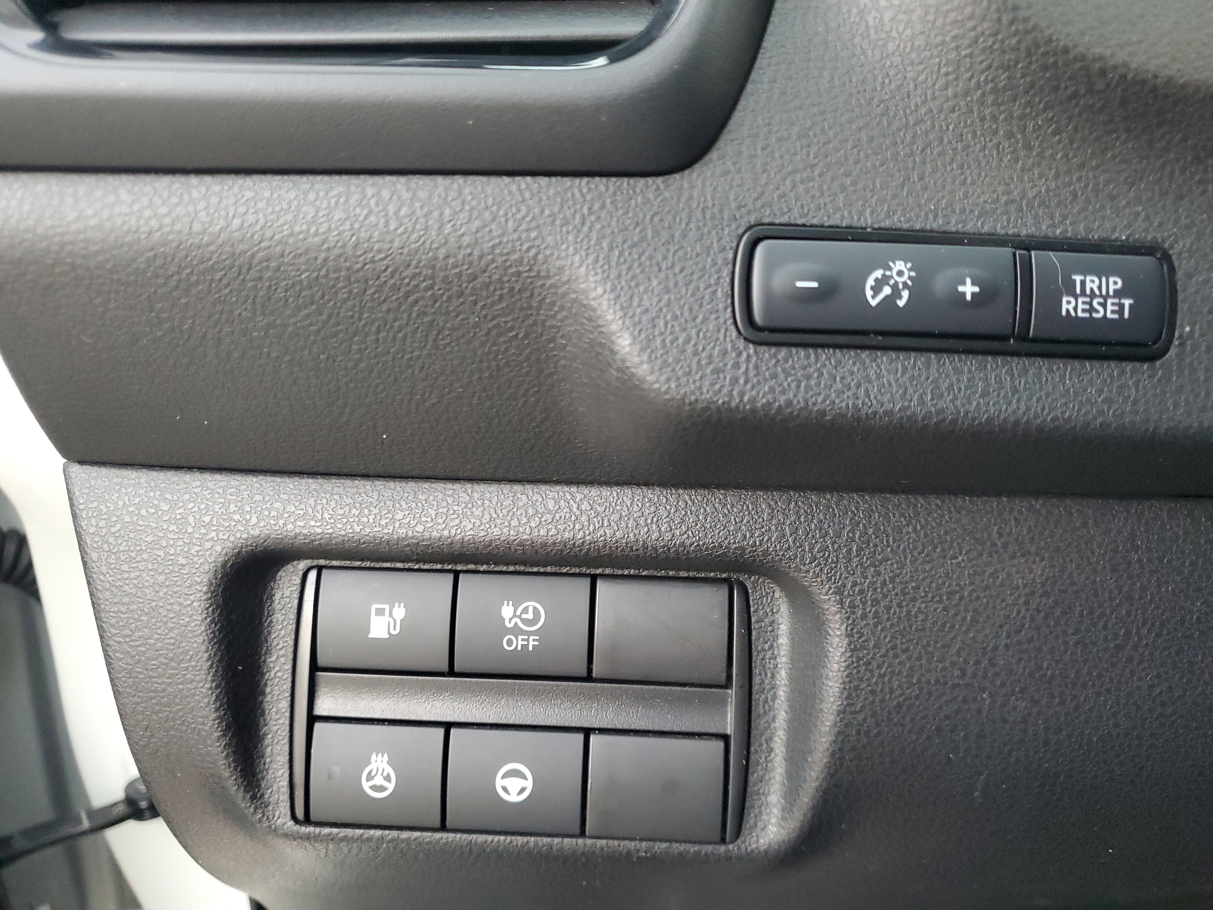 Certified 2024 Nissan Leaf SV Plus image 28