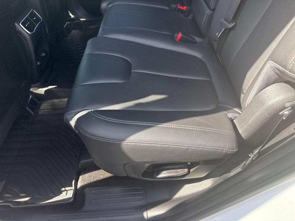 Certified 2023 Hyundai Santa Fe SEL Premium AWD/4WD image 18