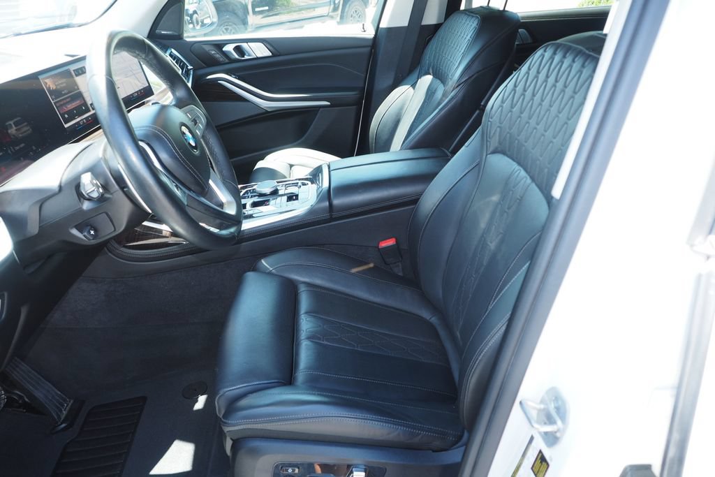 Used 2026 BMW X7 xDrive40i AWD/4WD image 14