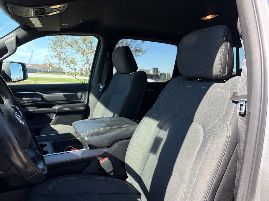 Used 2019 RAM 1500 Big Horn AWD/4WD image 43