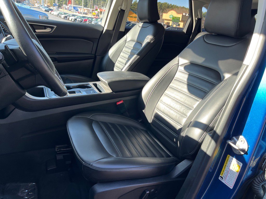 Used 2024 Ford Edge SEL w/ Class II Trailer Tow Package image 13