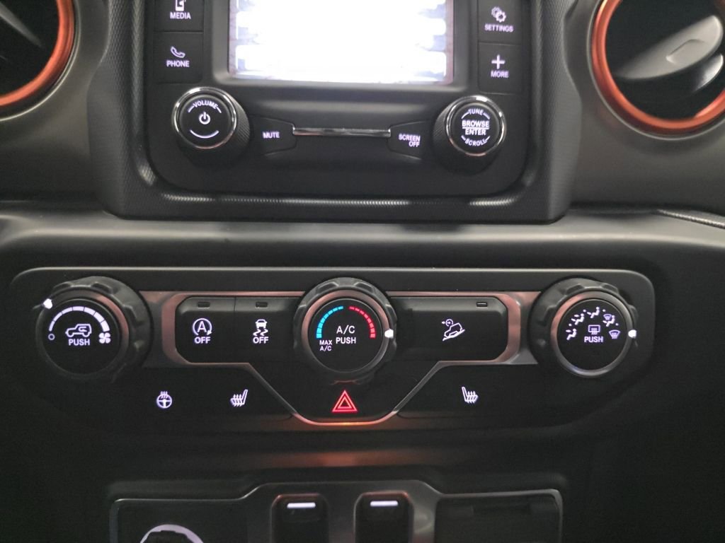 Used 2019 Jeep Wrangler Sport AWD/4WD image 25