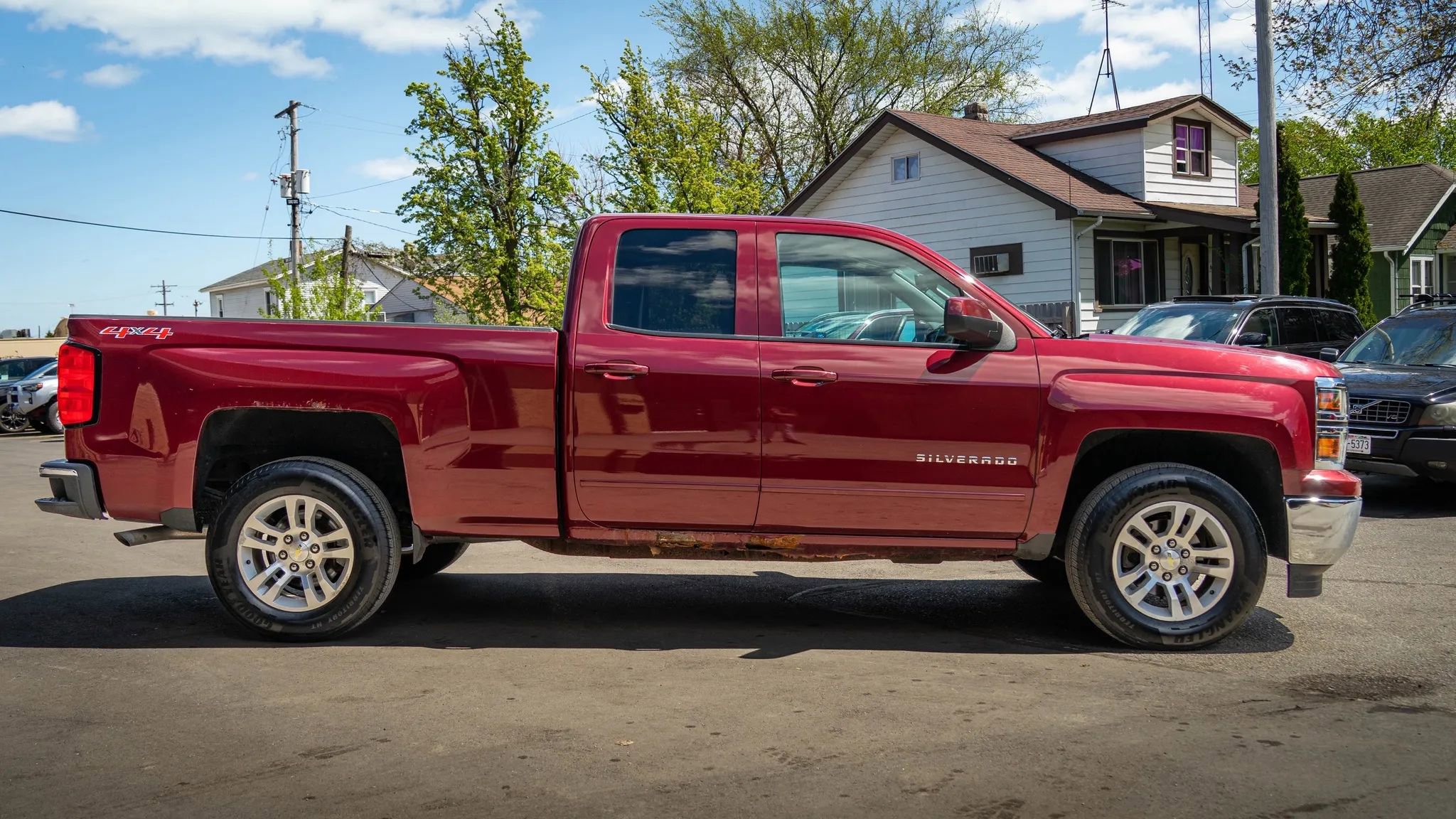 Used 2015 Chevrolet Silverado 1500 LT AWD/4WD image 3